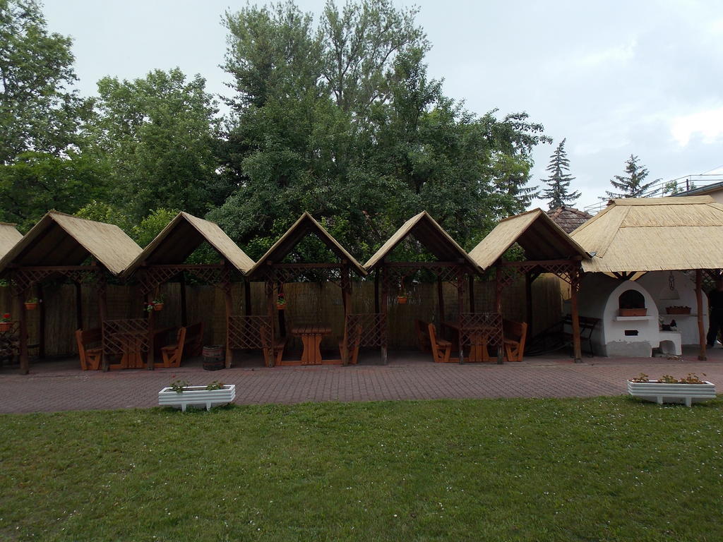Hotel Family Balatonfoldvar Exterior photo